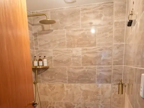 Departamento en Venta en Luis Guillon, USD 62.000