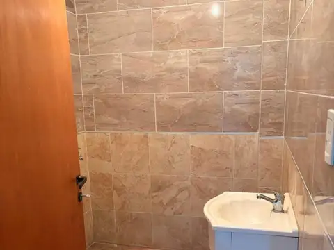 Departamento en Venta en Luis Guillon, USD 62.000