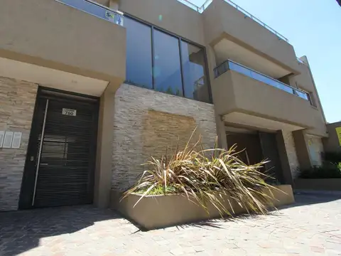 DTO 3 AMBIENTES CON COCHERA, TERRAZA PRIVADA, SUM, PISCINA