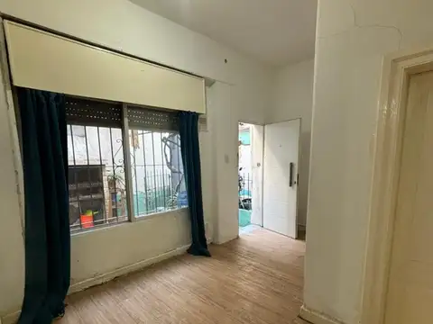 Olavarría 100, Piso PB