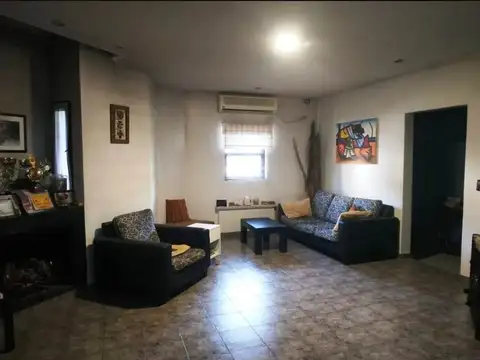 Casa en Venta en Mataderos, USD 180.000