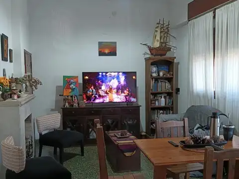 PH en venta - 4 Dormitorios 2 Baños - Velez