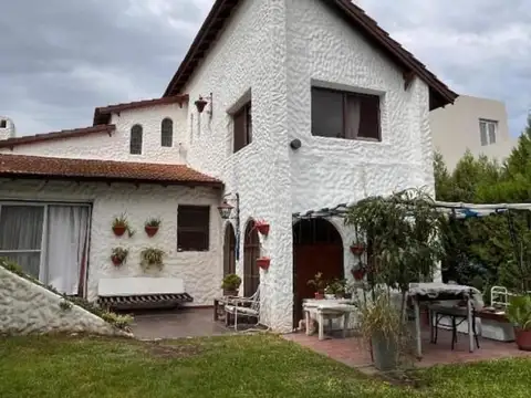 Casa en Loma Verde. Apta credito!