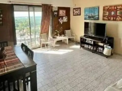 Departamento en venta - 2 Dormitorios 1 Baño - 60 mts2 - Zarate