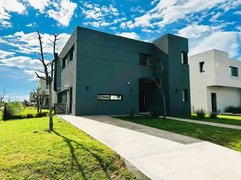 Casa en Alquiler en Manzanares, Partido de Pilar