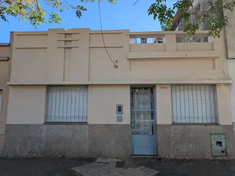 ALQUILER CASA PATIO Y TERRAZA ROSARIO