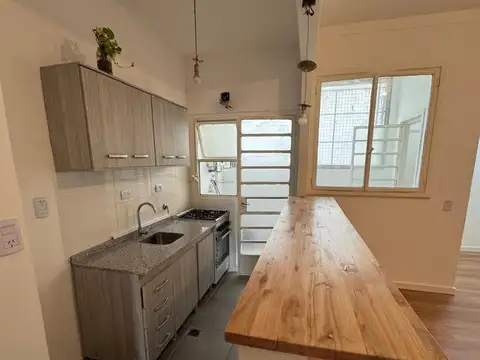 DEPARTAMENTO REFACCIONADO EN CABALLITO/ALMAGRO EN VENTA