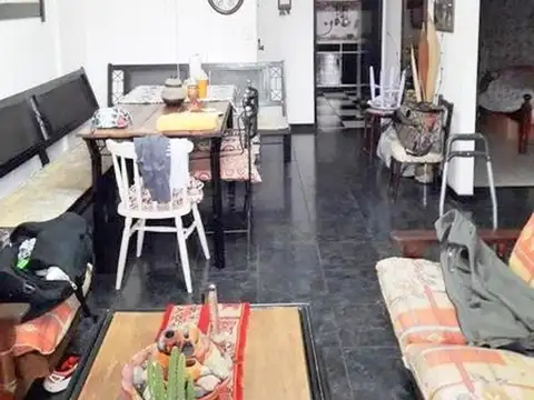 DEPARTAMENTO DE 3 AMBIENTES AL FRENTE CON BALCON