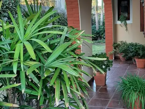 Casa en Venta en Capitan Bermudez, USD 165.000