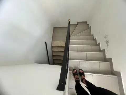 Lagorio 1000, Piso 2