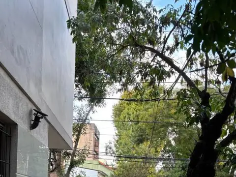 Juan De Garay 2200, Piso 1