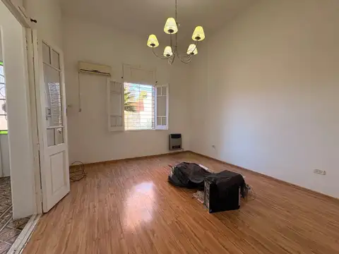 Casa en Venta en Adrogue, USD 159.500