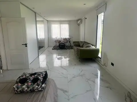 Quinta en Venta en Mercedes, USD 200.000