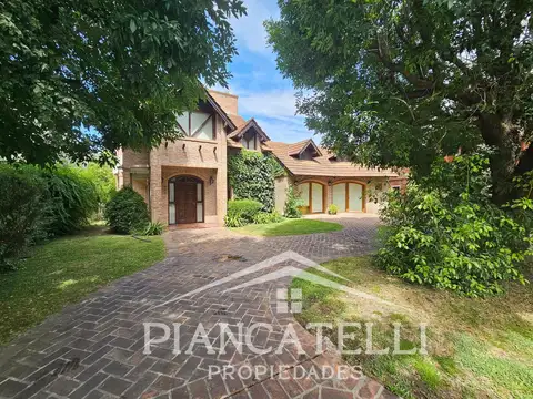 Casa en Venta de 4 dormitorios