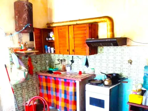 VENTA - CASA 3 AMBIENTES - LOTE 300MTS - LOMA HERMOSA