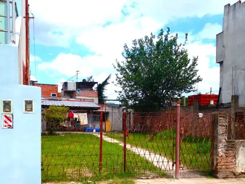 VENTA - CASA 3 AMBIENTES - LOTE 300MTS - LOMA HERMOSA  