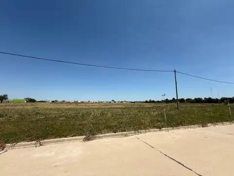 Simonetta a 70mts Cacciolo (Loteo Tierra Nueva)