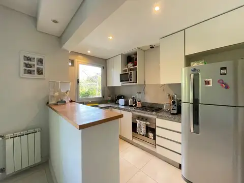 Departamento en Alquiler con 1 cocheras