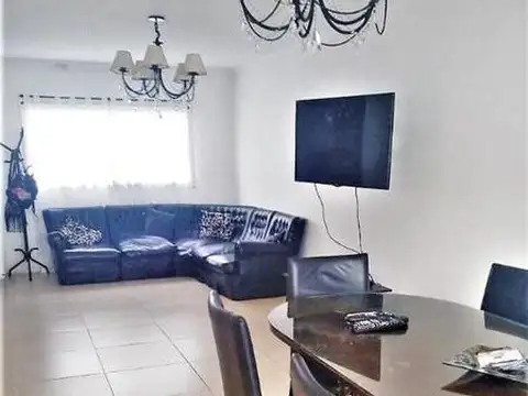 Casa en Venta en Quilmes Oeste, USD 225.000