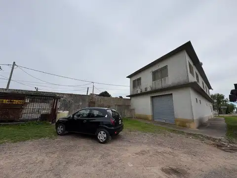 GALPÓN + OFICINAS EN VENTA CAMPANA