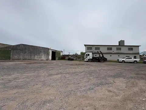 GALPÓN + OFICINAS EN VENTA CAMPANA