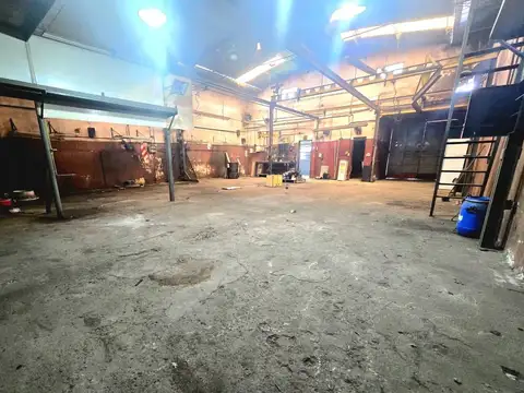 Galpon en Venta 11  mts Frente