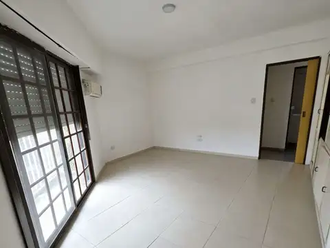 Lucio Mansilla 900