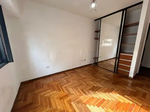 Departamento en Alquiler en Avellaneda, $ 700.000