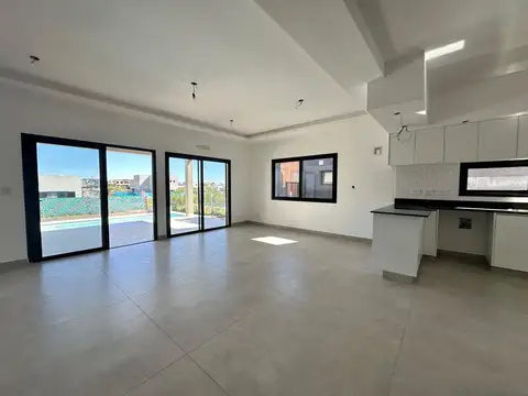 Departamento en Venta en Pilar Del Este, USD 188.000