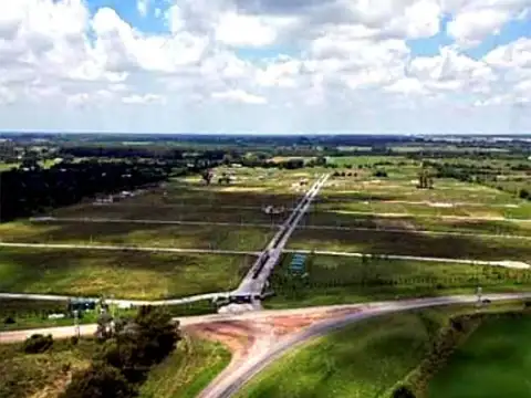 Oportunidad única para invertir o construir tu casa de fin de semana. Lote de 1500 m² en un proyecto de excelente ubicación, rodeado de naturaleza y a metros de las principales vías de acceso.
