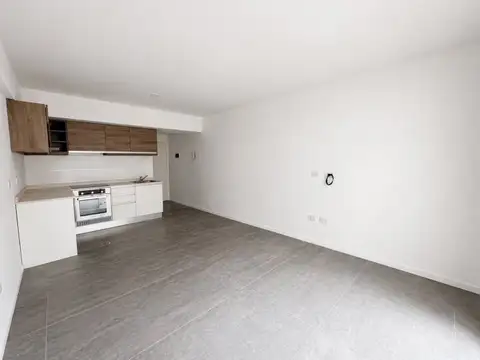 Mariano Castex 1500 , Piso 1