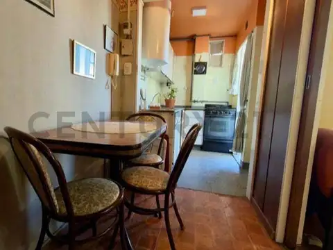 VENTA DEPARTAMENTO CUATRO AMBIENTES EN DEVOTO