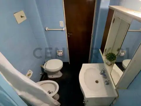 VENTA DEPARTAMENTO CUATRO AMBIENTES EN DEVOTO
