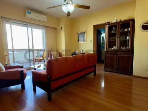Havana 3500, Piso 6