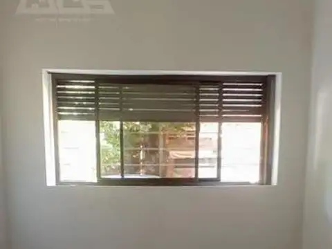 Depto Tipo Casa en Venta en San Antonio de Padua, USD 80.000