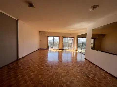 Departamento en Alquiler de 4 ambientes