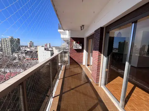 Departamento en Alquiler de 3 dormitorios