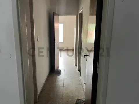 38 ente 11 y 12 800, Piso 0