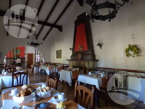 Hotel en Venta 60 años