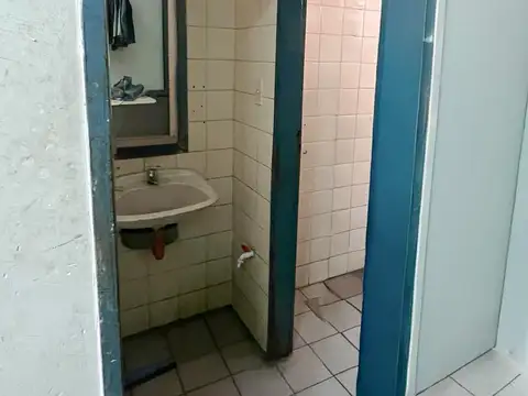 Local en Alquiler en Flores