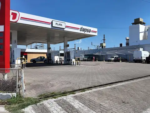 Estacion de servicio Quilmes Oeste Lote 1610m2 idel desarrollo