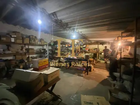 Venta terreno con Galpon