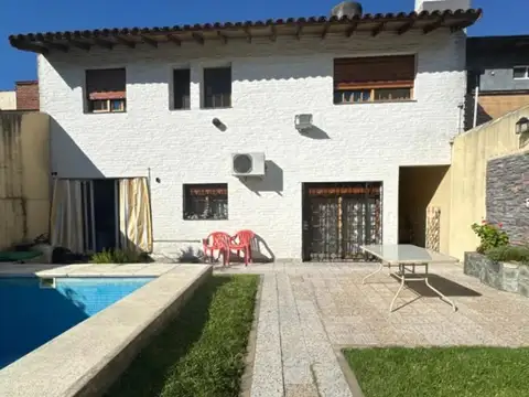 Gran Chalet 5 amb en Villa Bosch con Quincho y Piscina