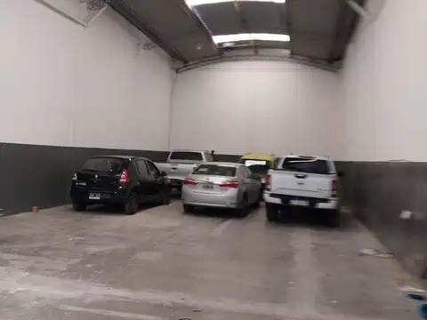 Depósito Galpón nave industrial logística en alquiler en Nueva Pompeya CABA