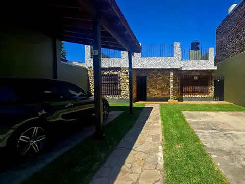 casa de 4 ambientes en san justo c/cochera y patio.Lote Prop