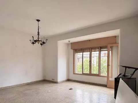 Santa Rosa 2200, Piso 1