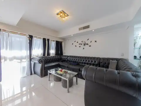Departamento en Venta de 8 ambientes