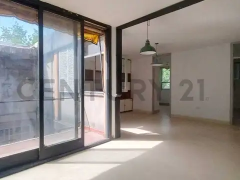 VENTA DEPTO 4 AMB CON BALCON EN RAMOS MEJIA.