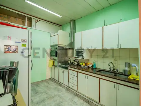 Casa 2 ambientes con 1 baño