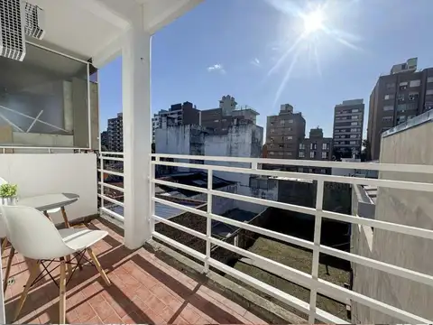Venta/Permuta Departamento Monoambiente Con Balcon. Abasto